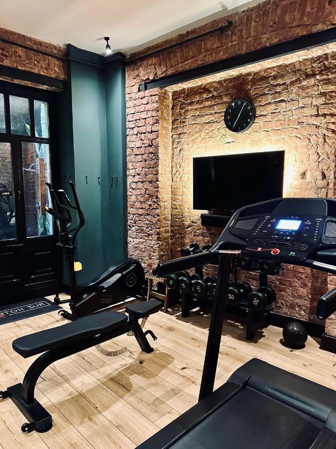 Ruz Hotels Estambul Exterior foto The gym at the hotel
